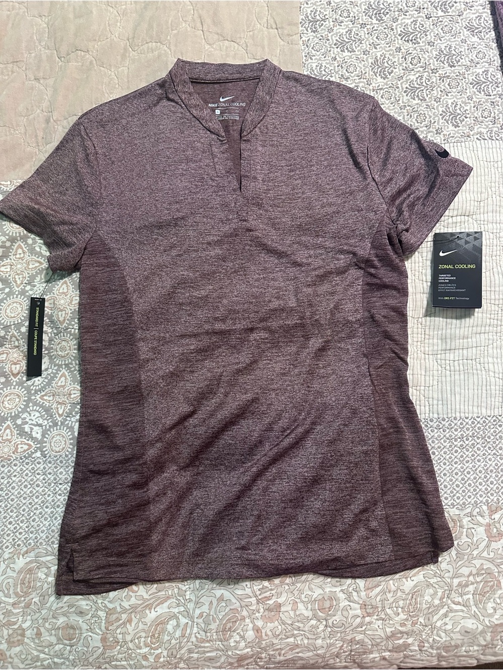 Nike Women’s Zonal Cooling Short Sleeve Shirt - Maroon